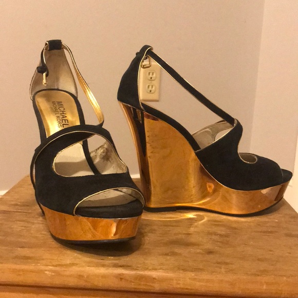 Michael Kors Wedge - Picture 1 of 1